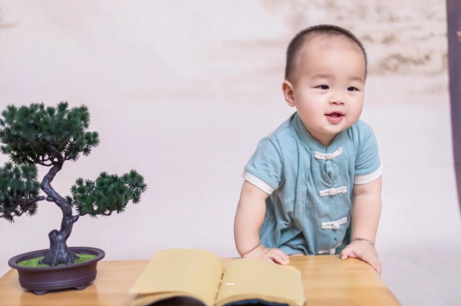 谷城孕妇显怀是几个月